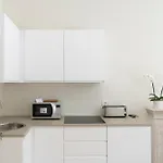 Domus Giulio Guest House