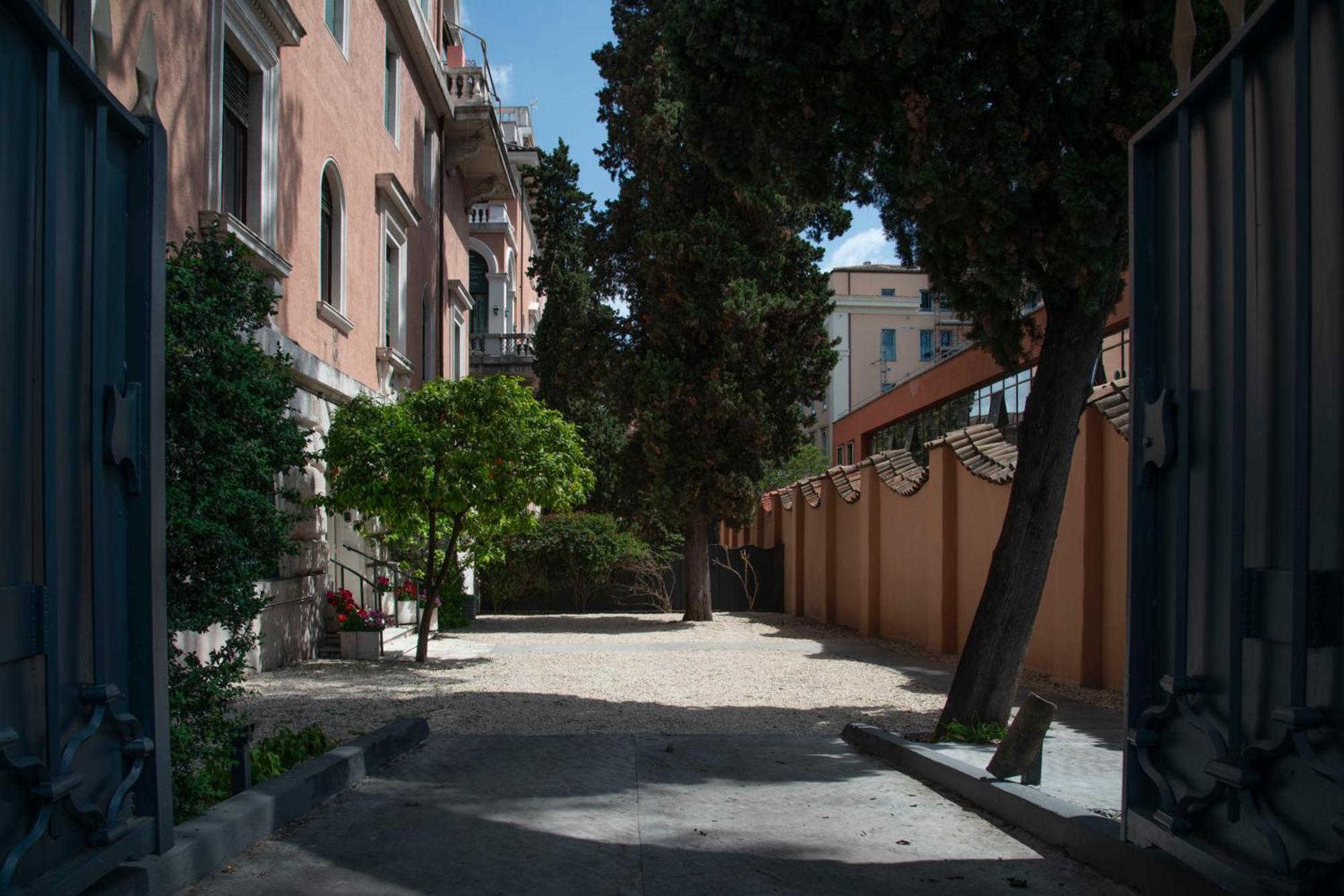 Domus Giulio Roma